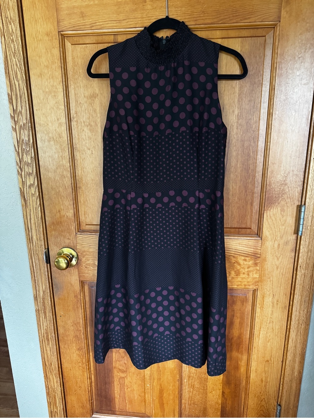 Who What Wear Sleeveless Black Dress with Plum Polka Dots
